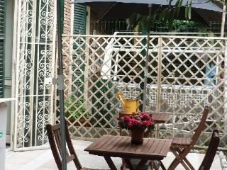 St. John Rome B&B   Colosseo1
