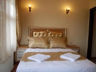 Blue Eye Suites2