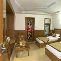 Apra Delux Hotel3