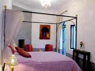 Riad Davia3