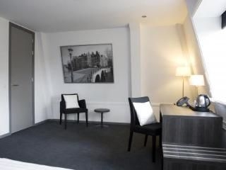 Parkview Hotel3