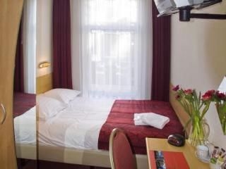 Asterisk Hotel3
