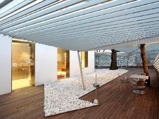 Boutique Hotel Holos0