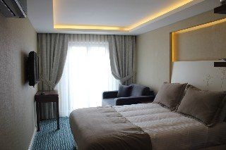 Aston Residence Hotel1