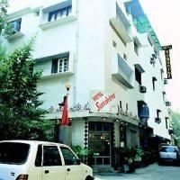 Sunshine Hotel0
