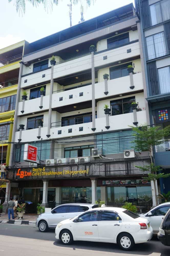 Losari Beach Inn Makassar