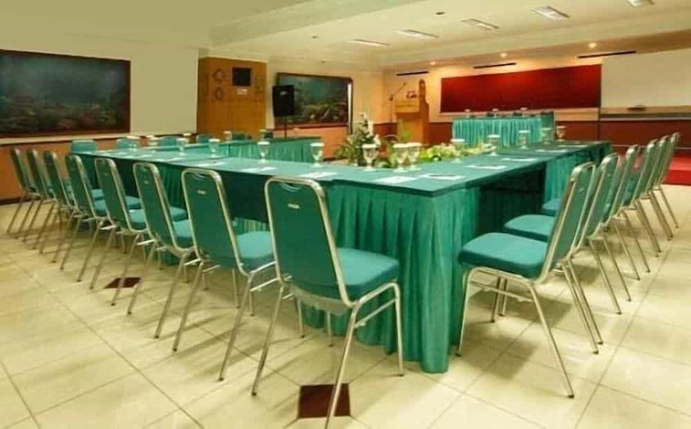Losari Beach Inn Makassar