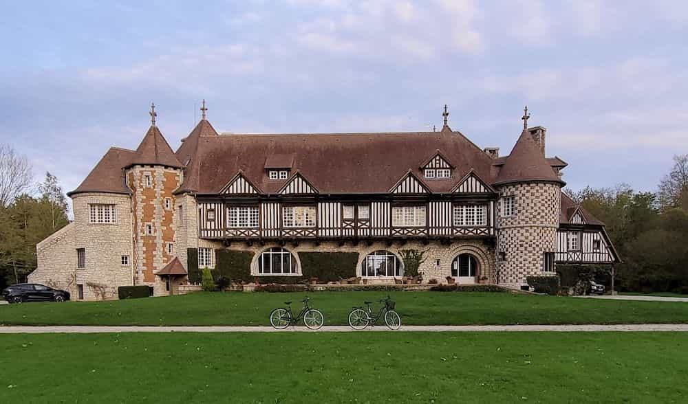 Manoir De Beaumarchais