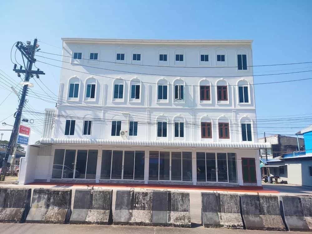 Lamai Inn