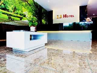 โรงแรมแอลเอส