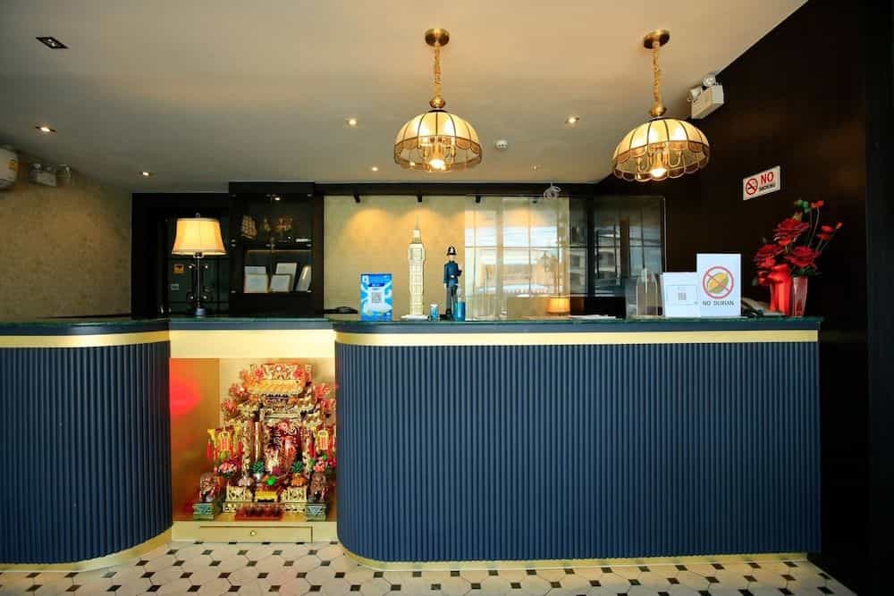 We Resident Hotel