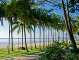 Baan Klang Aow Beach Resort