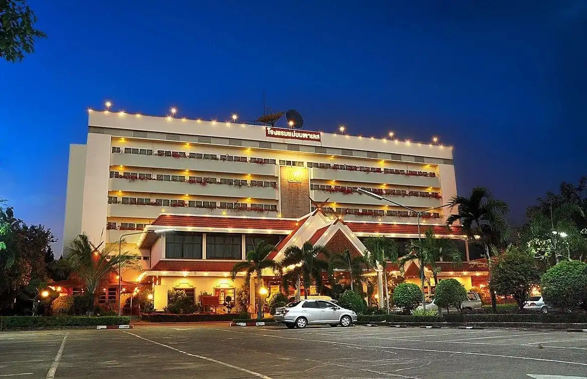 โรงแรมแม่ยมพาเลส โรงแรมแม่ยมพาเลส