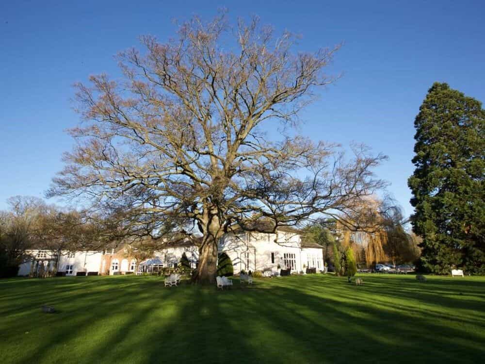 Llyndir Hall Llyndir Hall