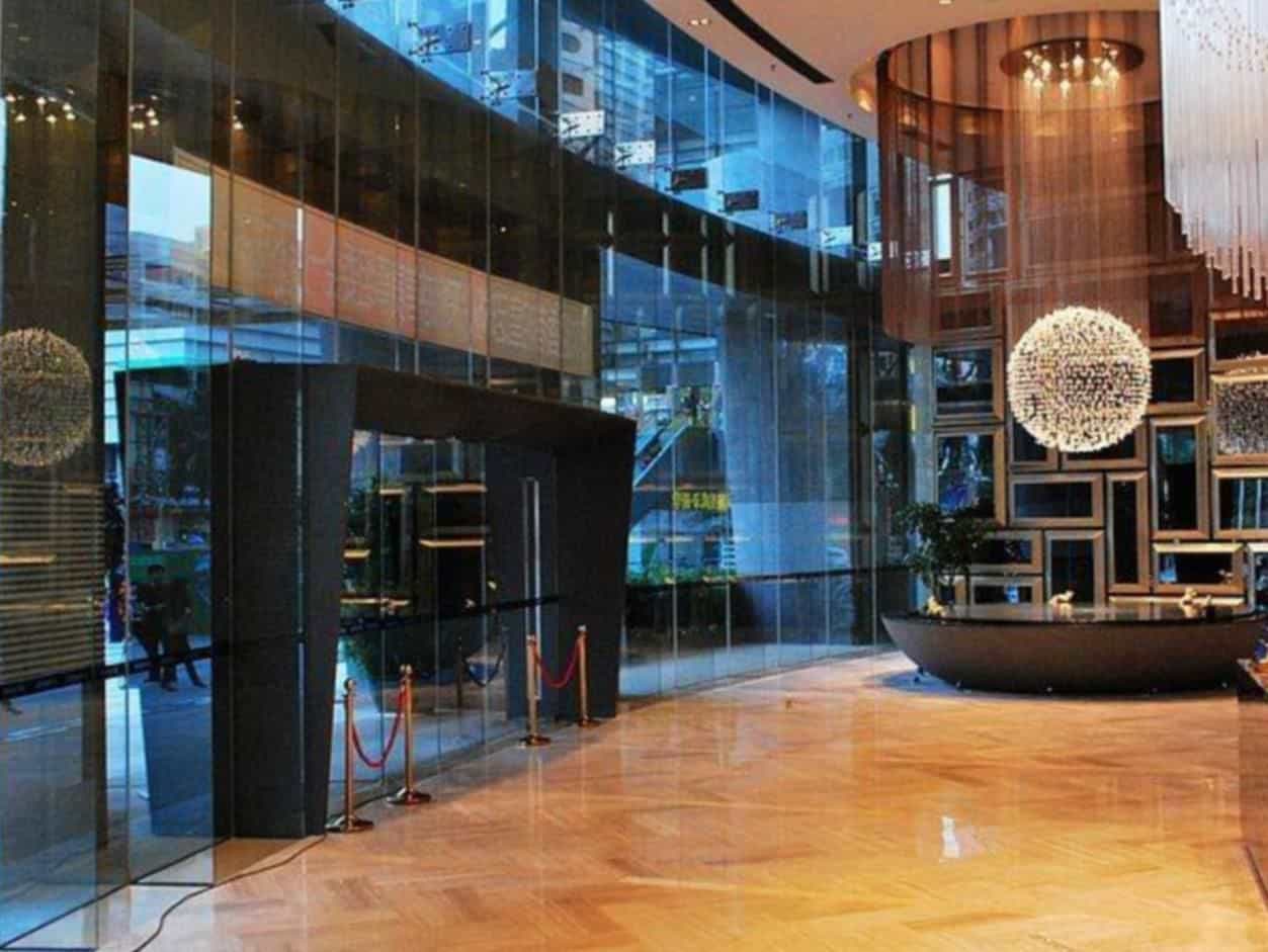 โรงแรมฮัวชิงพลาซ่า
