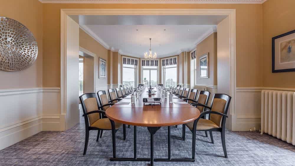 THE PETERSHAM HOTEL