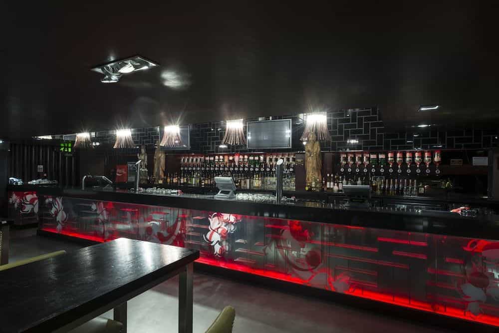 Le Monde Hotel
