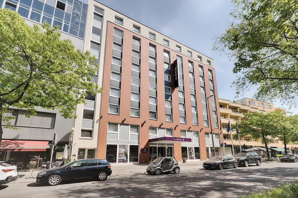 HOLIDAY INN EXPRESS BERLIN CITY CENTRE-WEST HOLIDAY INN EXPRESS BERLIN CITY CENTRE-WEST