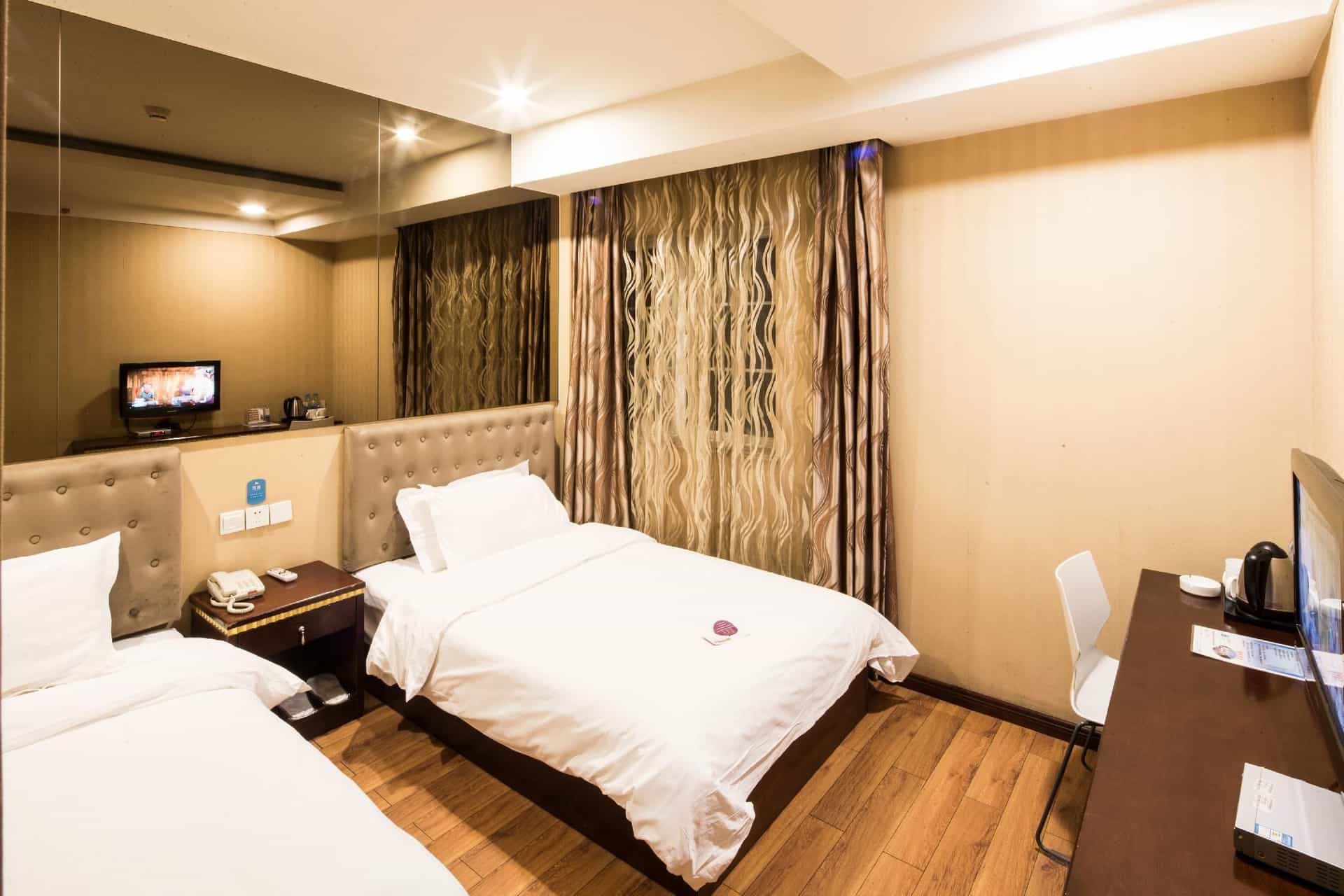 Hanting Hotel Tianjing Heping Road Walking Street