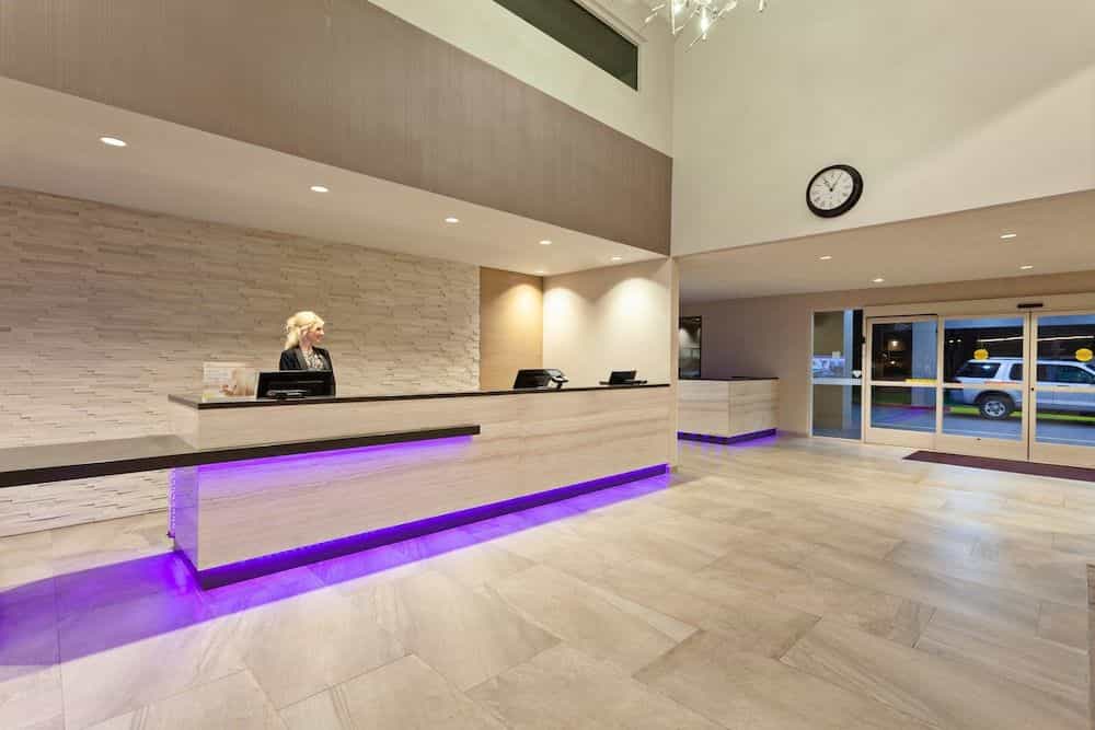 CROWNE PLAZA SILICON VALLEY N