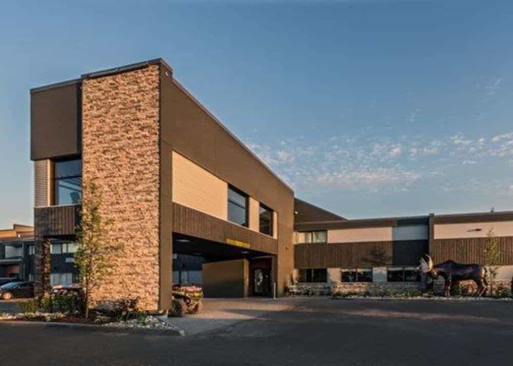 QUALITY INN & SUITES
