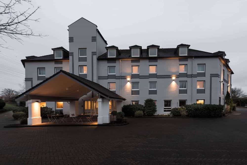 Balladins Superior Hotel Koln Airport