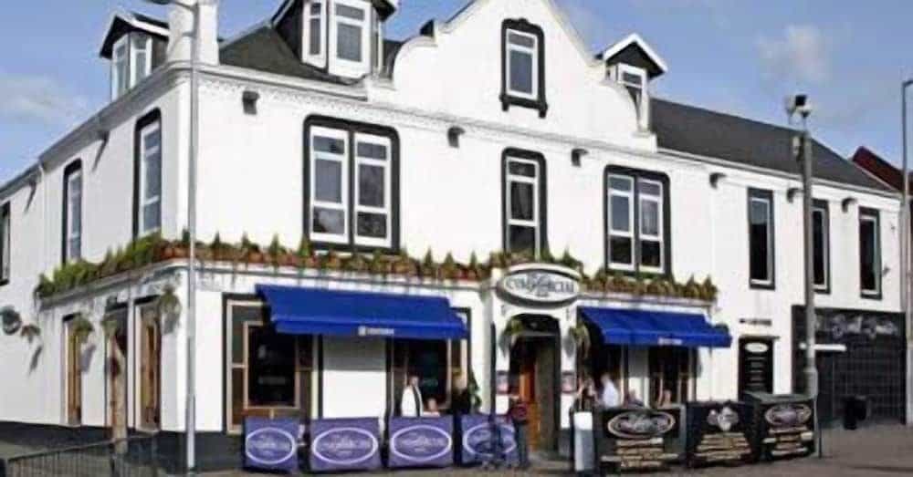 The Commercial Hotel