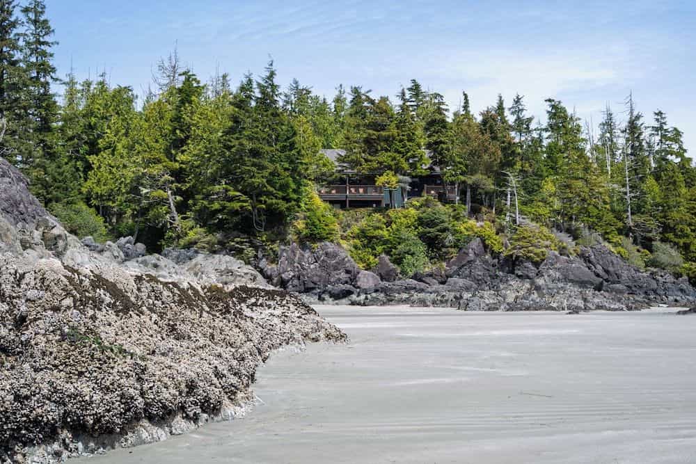 Middle Beach Lodge