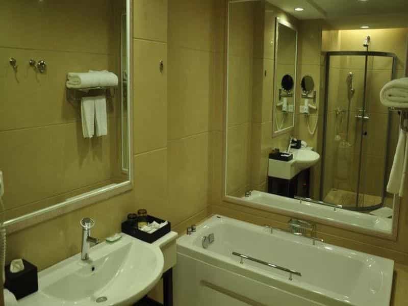 โรงแรมคันทรีการ์เดนฟีนิกซ์ฮวงฉาน โรงแรมคันทรีการ์เดนฟีนิกซ์ฮวงฉาน
