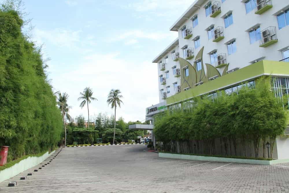 โรงแรมอังคาซา การ์เดน เปกันบารู