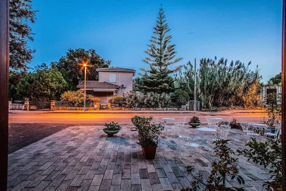 Hotel Sandalyon