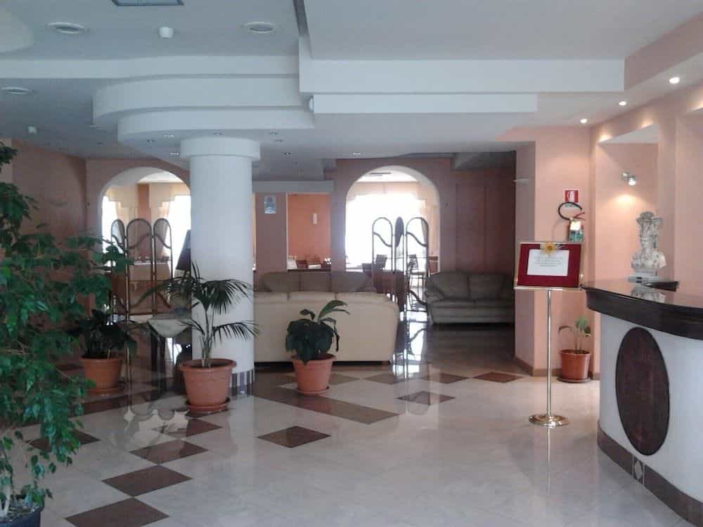 Athena Palace Hotel