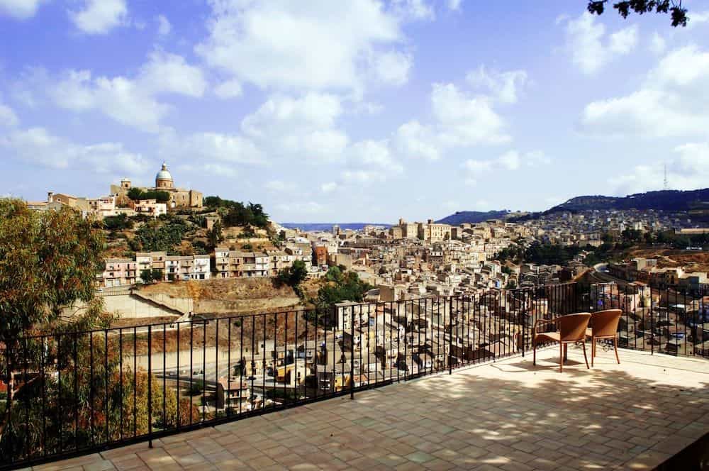 La Casa sulla Collina d'Oro