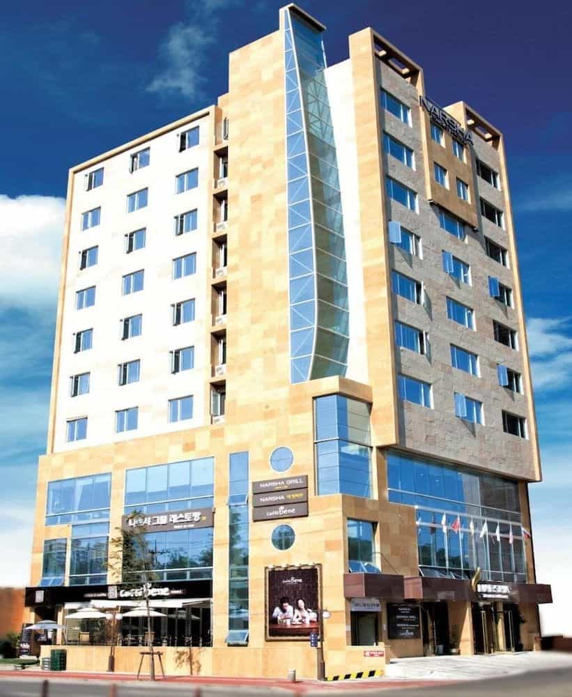 Narsha Hotel