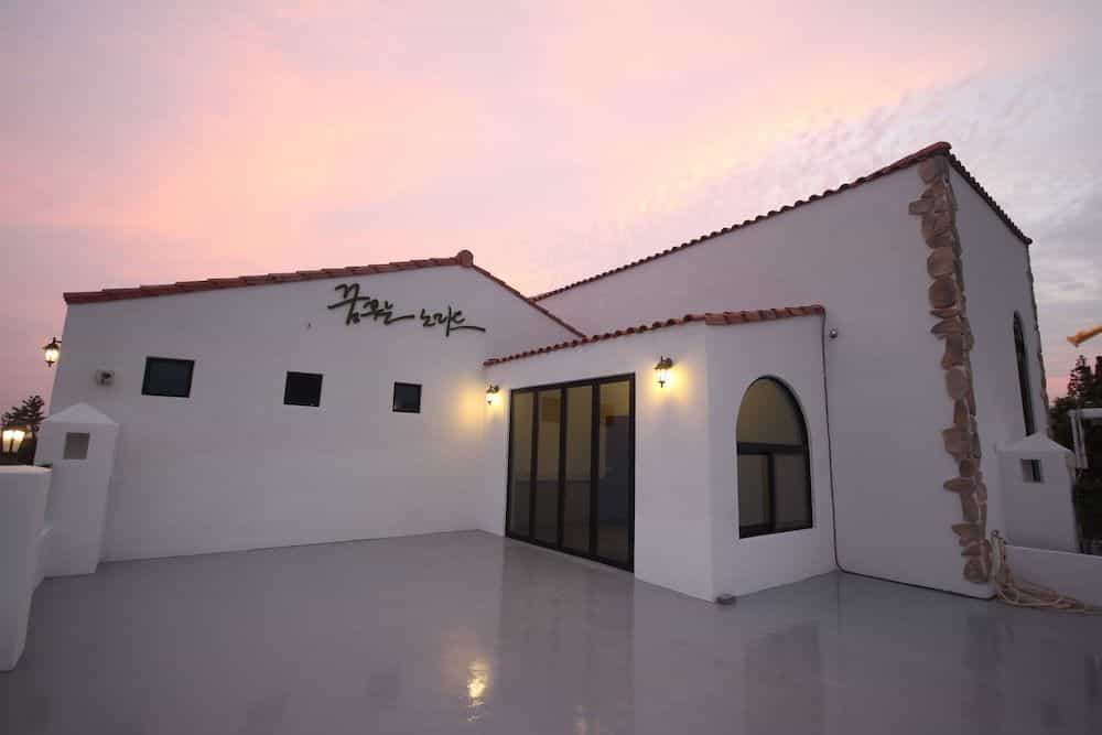 Nomad Pension in Jeju