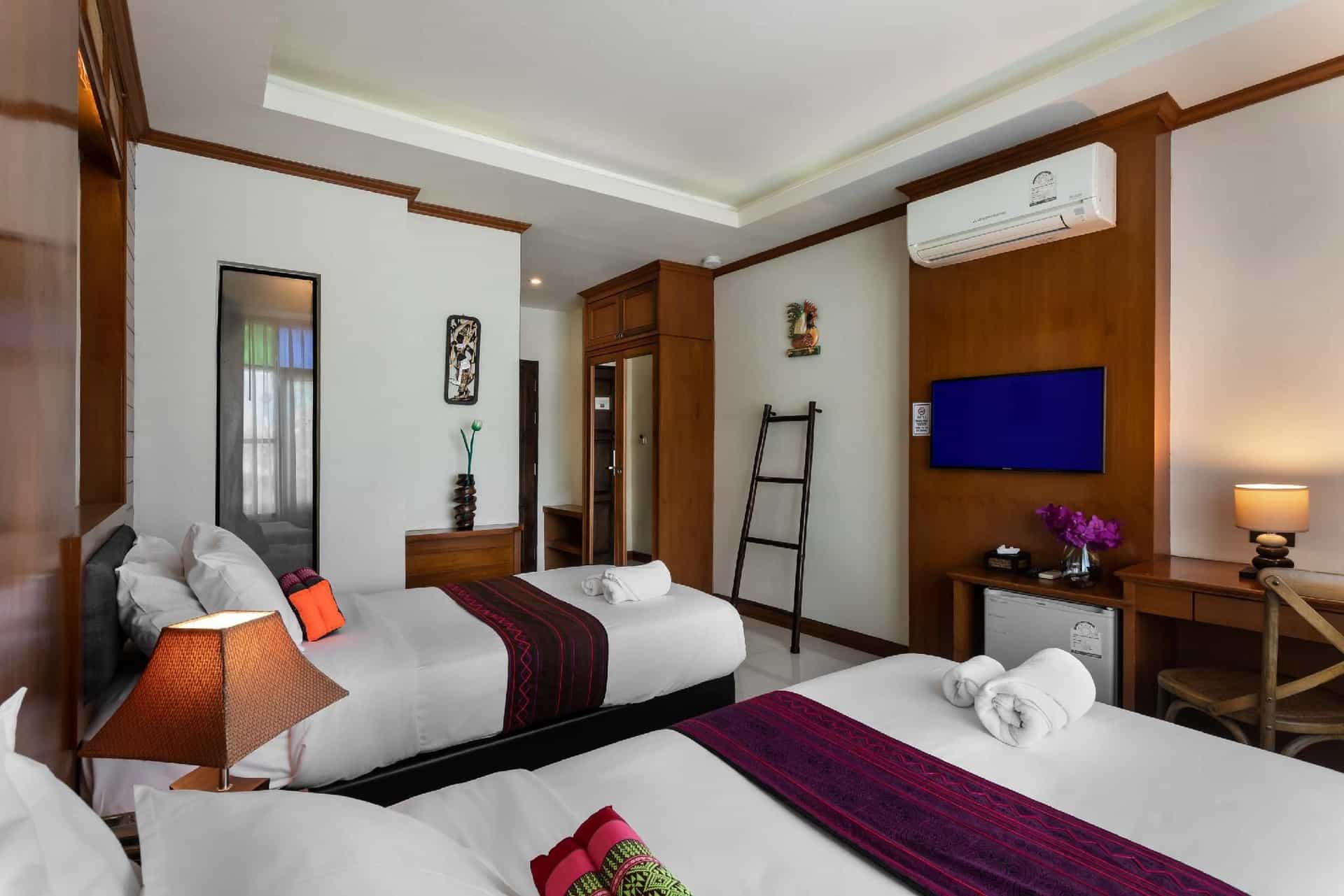 Leechiang hotel