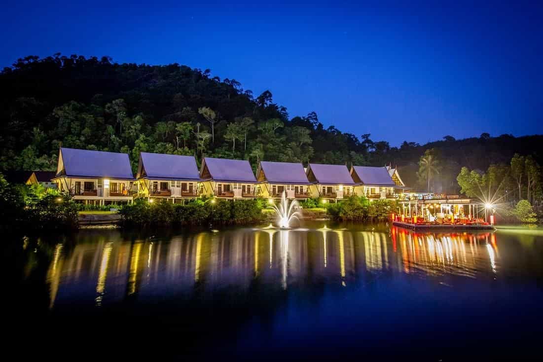 ภูธาร เกาะช้าง รีสอร์ท แอนด์ สปา ภูธาร เกาะช้าง รีสอร์ท แอนด์ สปา