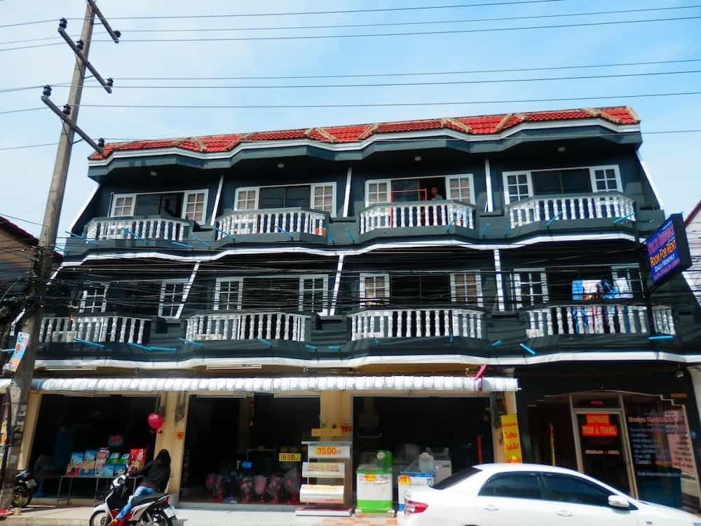 Evelyn Residence