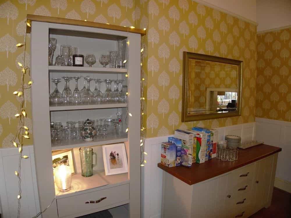 Beach House Hotel - Guest house