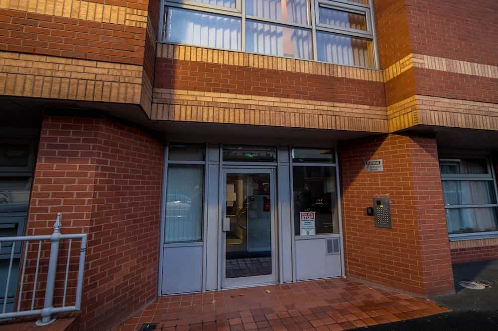 Comfort Zone Parkside Apartment Hotel Birmingham Comfort Zone Parkside Apartment Hotel Birmingham
