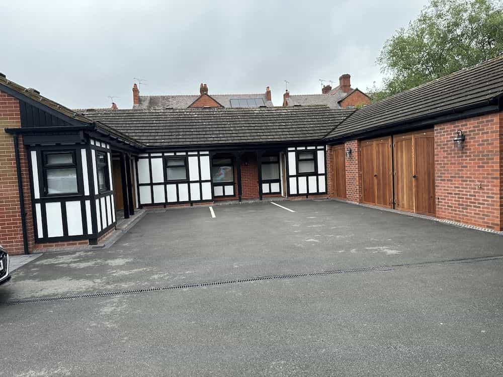 Chester Court Hotel