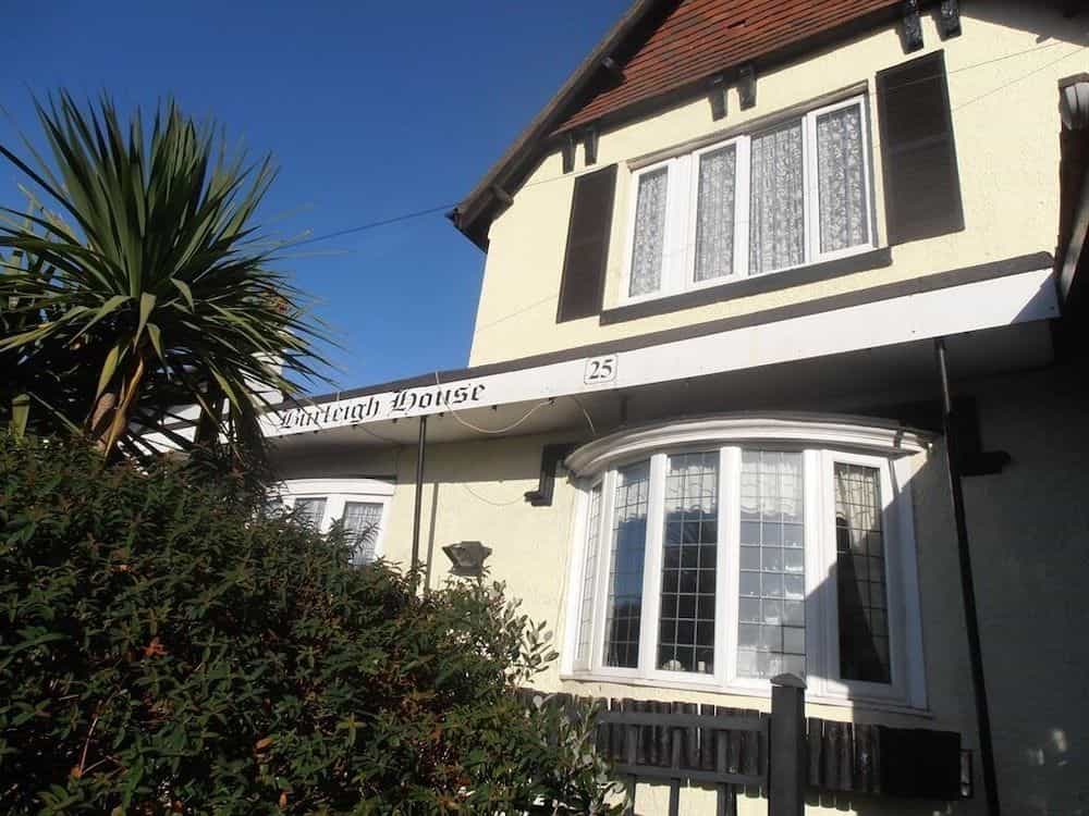 Burleigh House - Guest house Burleigh House - Guest house