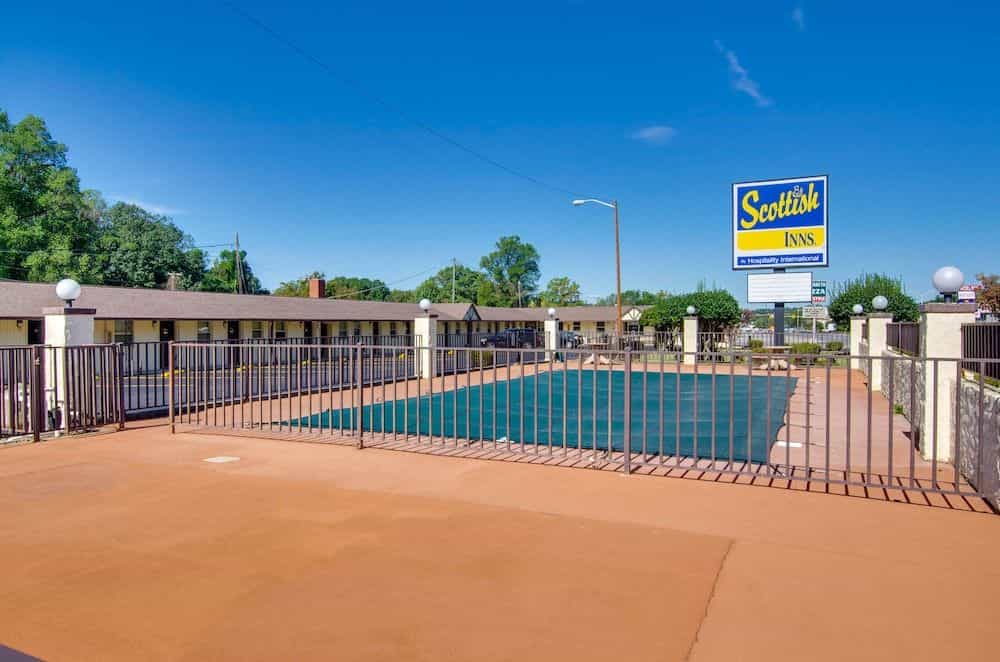 KNIGHTS INN COLLINSVILLE