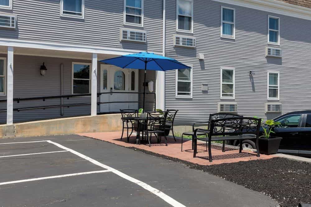 Westborough Inn