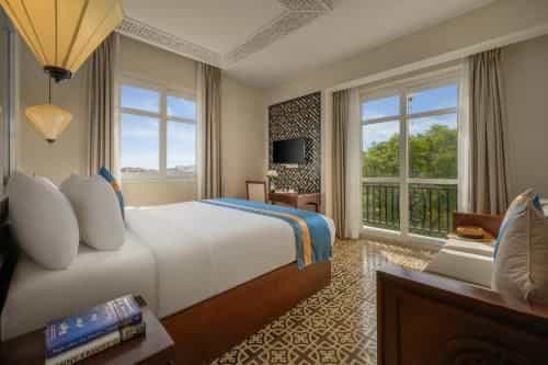 Royal Riverside Hoi An Hotel & Spa Royal Riverside Hoi An Hotel & Spa