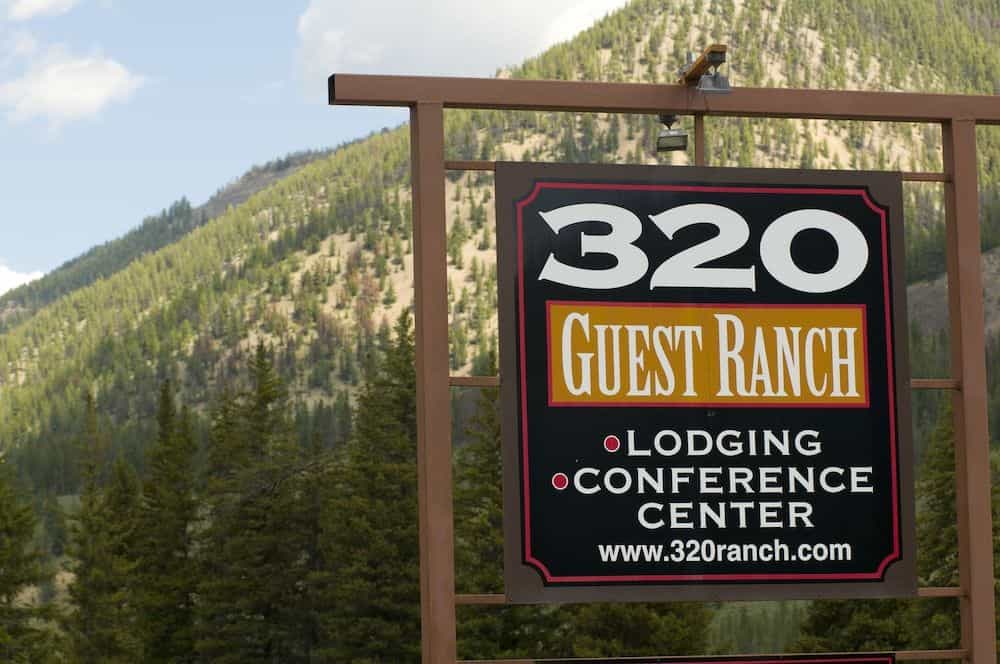 320 Guest Ranch