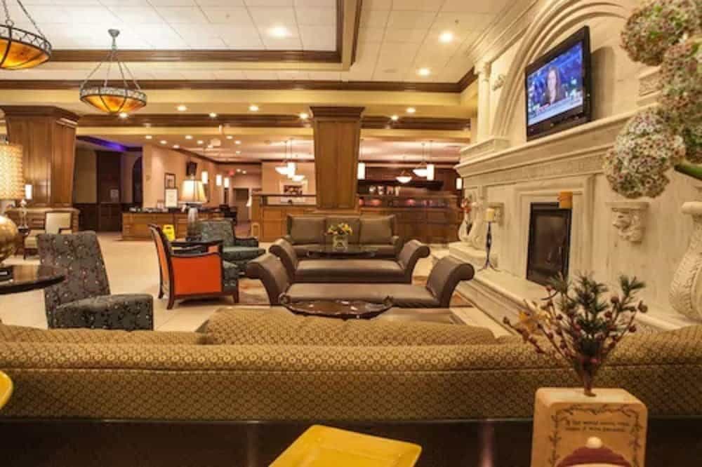 Decatur Conference Center And Hotel
