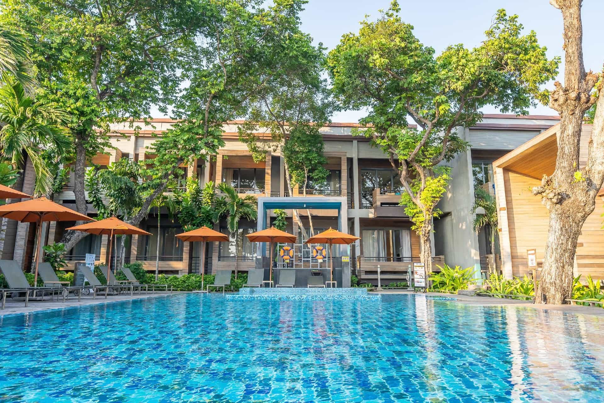 ทรายแก้ว บีช รีสอร์ต