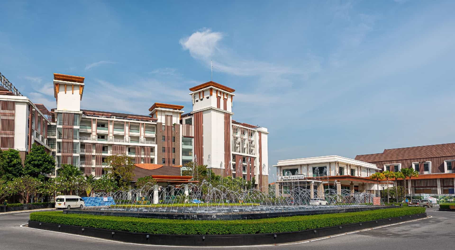 Summit Windmill Golf Suite Hotel @Suvarnabhumi