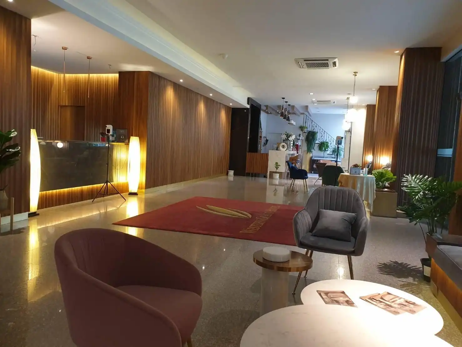 โรงแรมเวสเทิร์น แกรนด์ ราชบุรี โรงแรมเวสเทิร์น แกรนด์ ราชบุรี